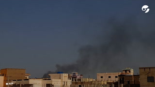 El humo se eleva sobre Jartum mientras se intensifican las batallas en Sudán