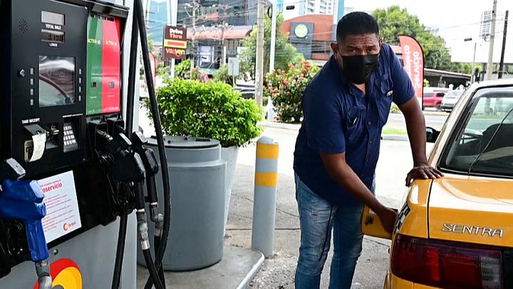 Los precios del combustible y los alimentos disparan la inflación en Latinoamérica