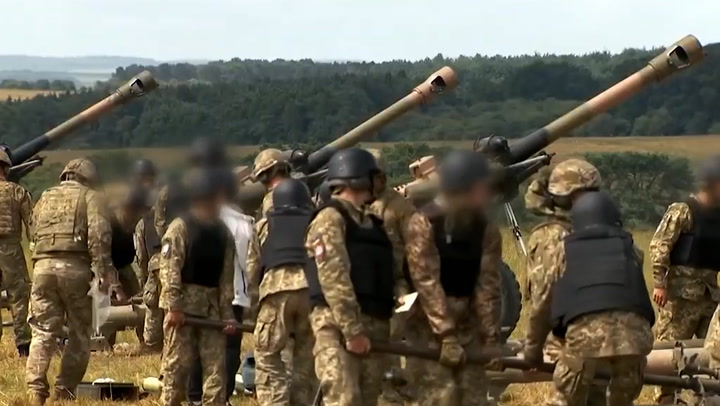 Ukrainian soldiers train in UK on range of complex weapons with British Army
