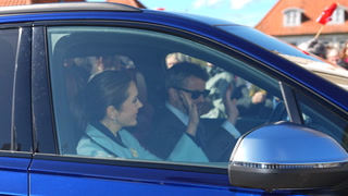 Kongeparret ankommer til dronning Margrethes fødselsdag