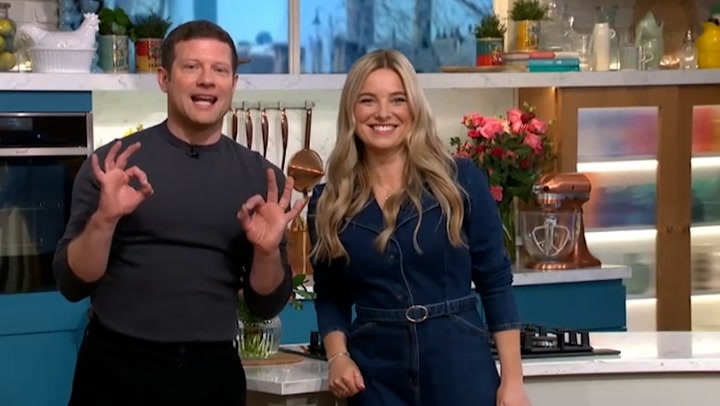 Holly Willoughby's This Morning replacement Sian Welby makes show debut