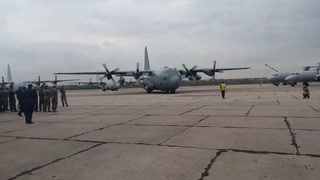 Llegó un nuevo avión para la Fuerza Aérea Argentina: el Hércules C130