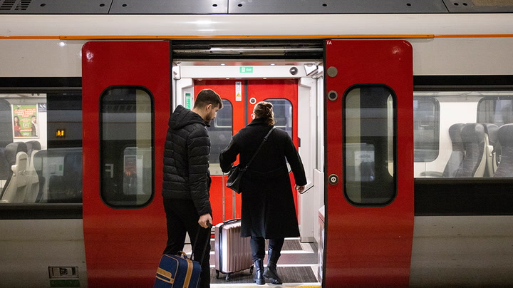 Train drivers to go on strike in February as Aslef union rejects pay offer