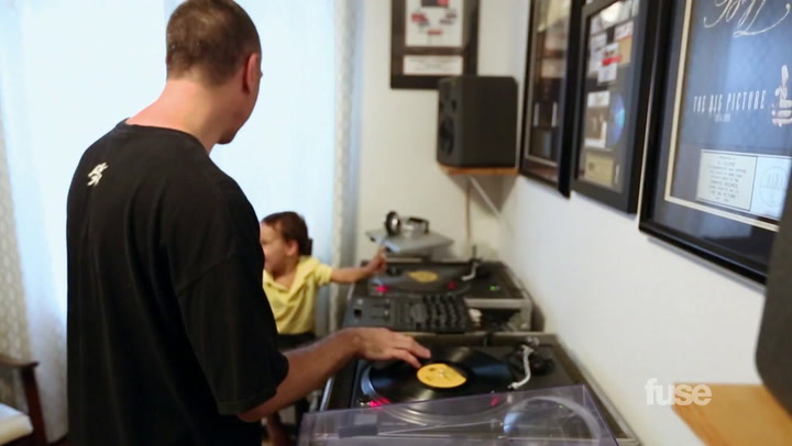 DJ Eclipse's Vinyl Collection on Crate Diggers