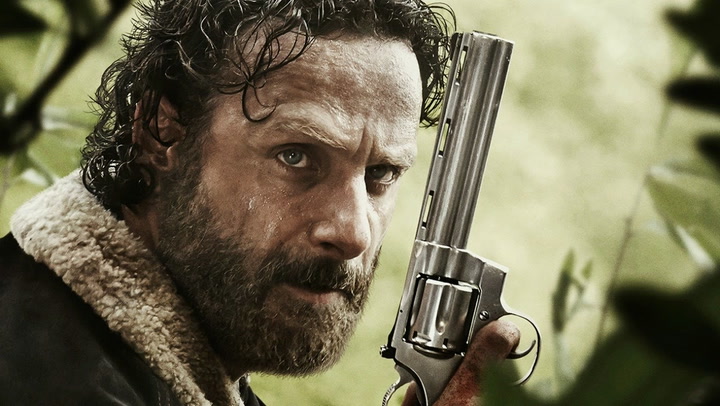 The Walking Dead Gun Necklace 30/" Chain Rick Grimes Revolver Dirty Pendant *UK**