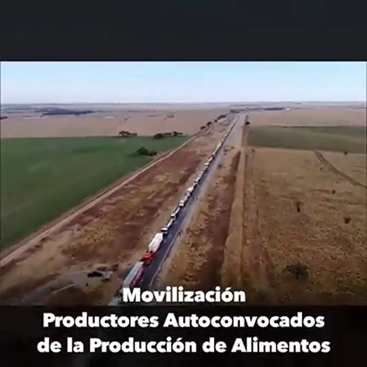 Protesta de productores en la ruta 7 por las trabas de San Luis - Fuente: Cabledigital