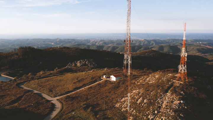 Broadcasting antennas, Aerial view 