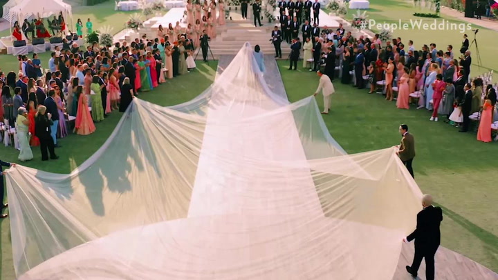 Priyanka Chopra's Wedding Gown - Priyanka Chopra's Wedding Dress