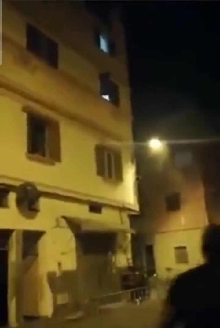 Pánico en Marruecos: el momento en el que se derrumba un edificio tras un potente terremoto