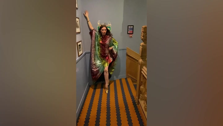 Sophie Ellis-Bextor dances into New Year in replica Saltburn Murder On The Dance Floor scene