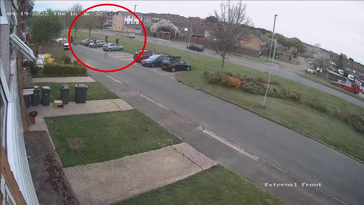 Moment Bedfordshire gang shoot at vehicle with innocent family in the car