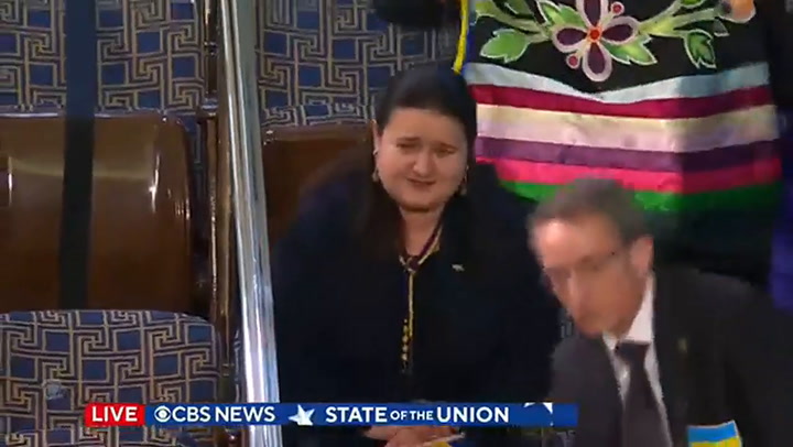 El momento en el que el Capitolio ovacionó a la embajadora ucraniana Oksana Markarova