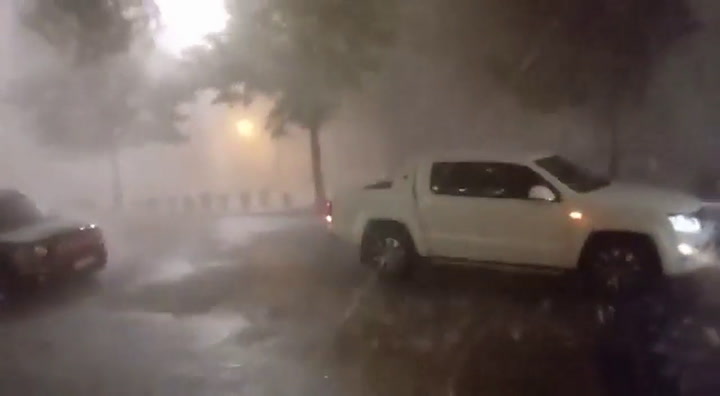 Imágenes del fuerte temporal en La Plata
