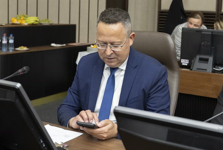 Minister Kamenický: Snažíme sa zostaviť rozpočet do konca roka, nechcem provizórium