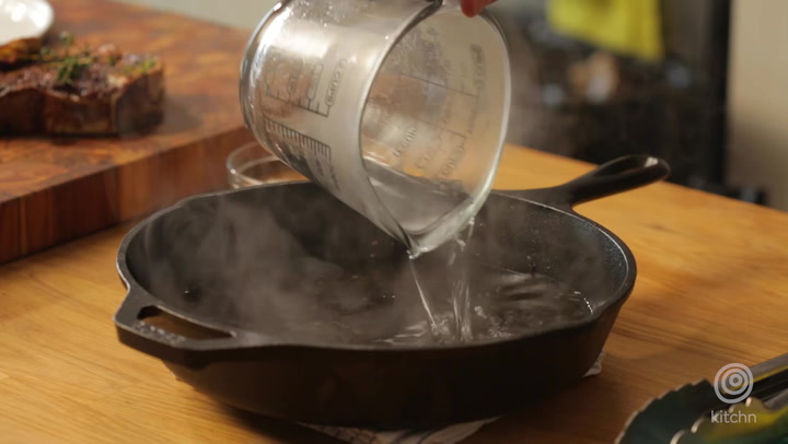 How to Clean Cast Iron Cookware – Lamarmite