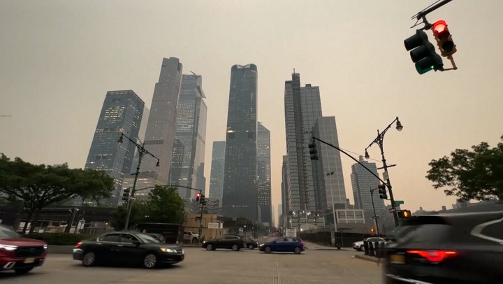 Canadian wildfires spread haze over New York City