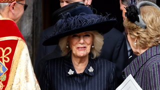 Watch: Queen attends royal memorial service in William’s absence