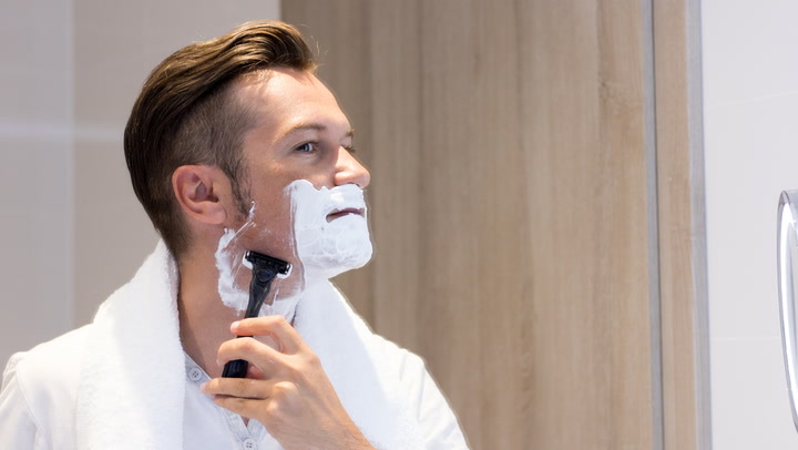 VideóRendelő: Hogyan borotválkozzon az érzékeny bőrű?