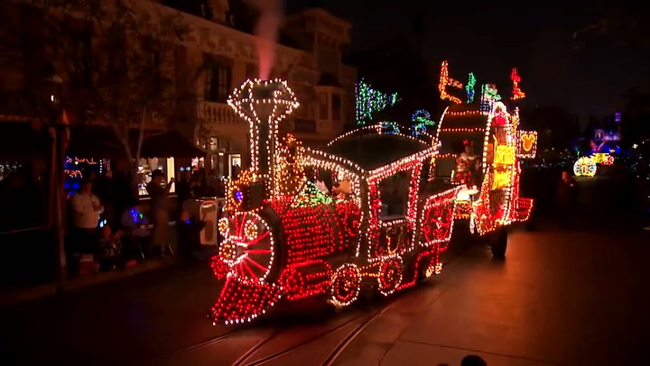“Encanto” se suma al  “Main Street Electrical Parade” de Disney