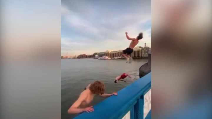 Vloggers jump off Tower Bridge into River Thames amid UK heatwave