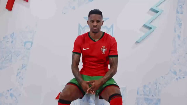 Craques portugueses posam com os uniformes para a Euro 2024