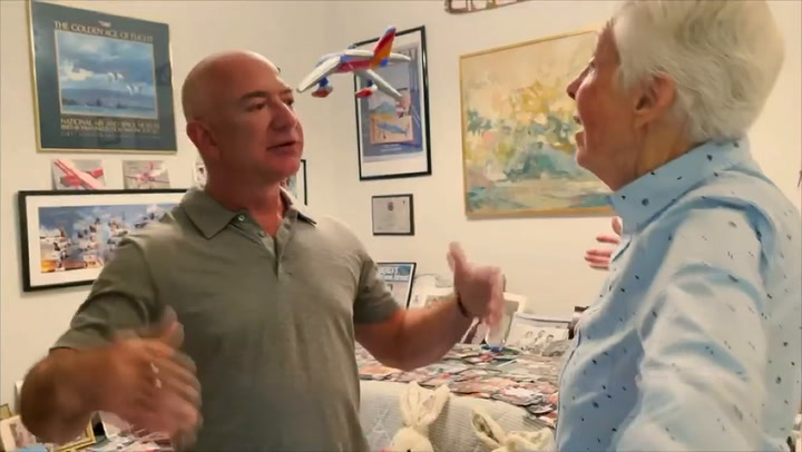 Histórico: una mujer de 82 años viajará al espacio con Jeff Bezos