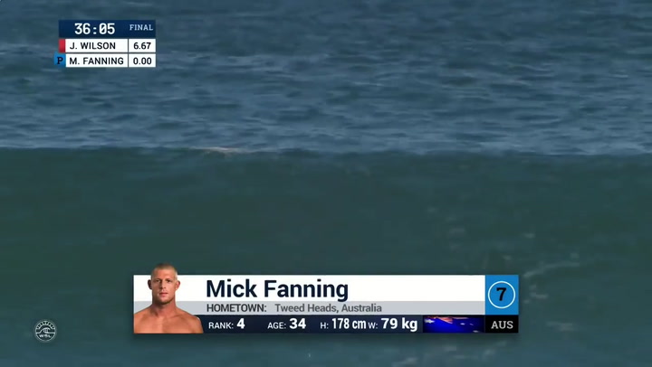 El ataque de un tiburón a Mick Fanning - Fuente: YouTube