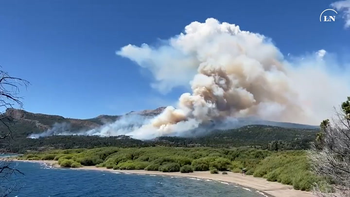 Incendios en el límite del Parque Nacional Los Alerces