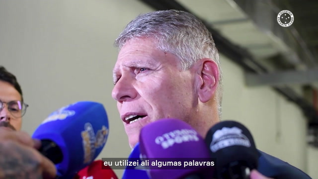 Paulo Autuori anuncia saída do Cruzeiro em pronunciamento