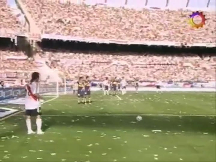 Los goles de Higuain a Boca
