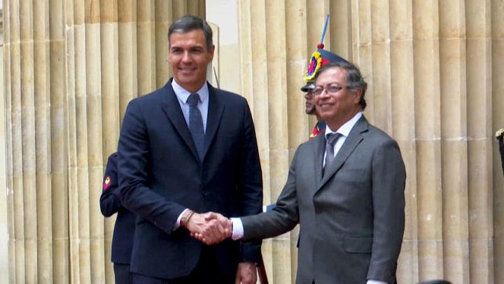 España ofrece albergar los diálogos de paz de Colombia