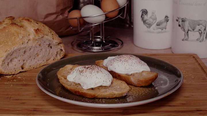 Quick Tip: How to Poach an Egg