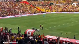 El público ecuatoriano se burló de Arturo Vidal: "¡No va al mundial!"