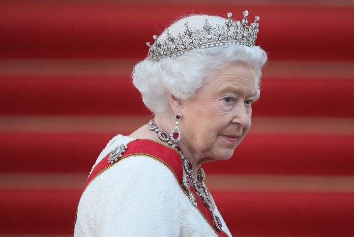 New book reveals Queen Elizabeth was ‘determined to keep busy in last months of her life’