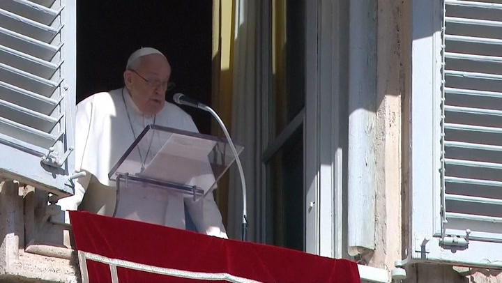 Pope delivers Sunday prayers from Vatican window after suffering mild flu.mp4