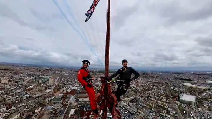Thrill-seekers scale Blackpool Tower for stunning selfie with Red Arrows
