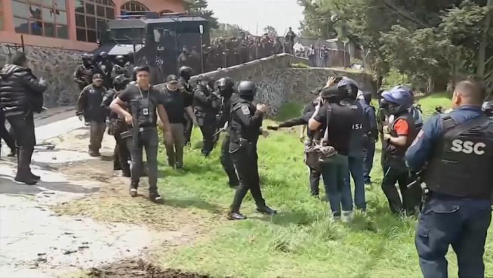  Tras un tiroteo, la policía rescata cuatro secuestrados por la banda de los hijos del Chapo Guzmán en México