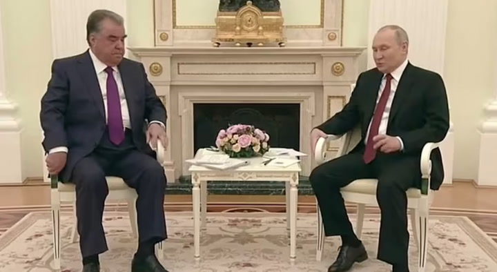 Putin fidgets during awkward meeting with Tajikistan president