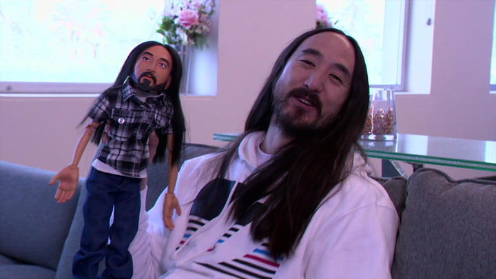 Steve Aoki Meets His Puppet: Hollywood Puppet Shitshow First Date