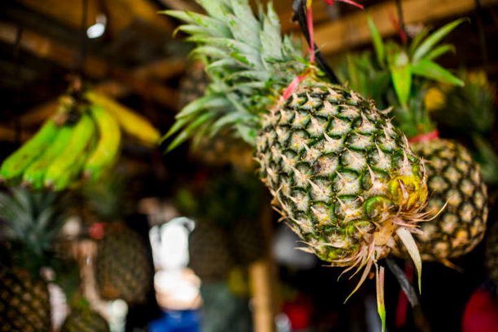 3 Easy Ways To Tell If A Pineapple Is Ripe