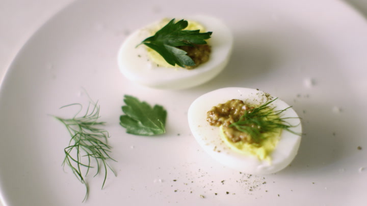 Martha Stewart's Perfect Hard-Boiled Eggs Recipe