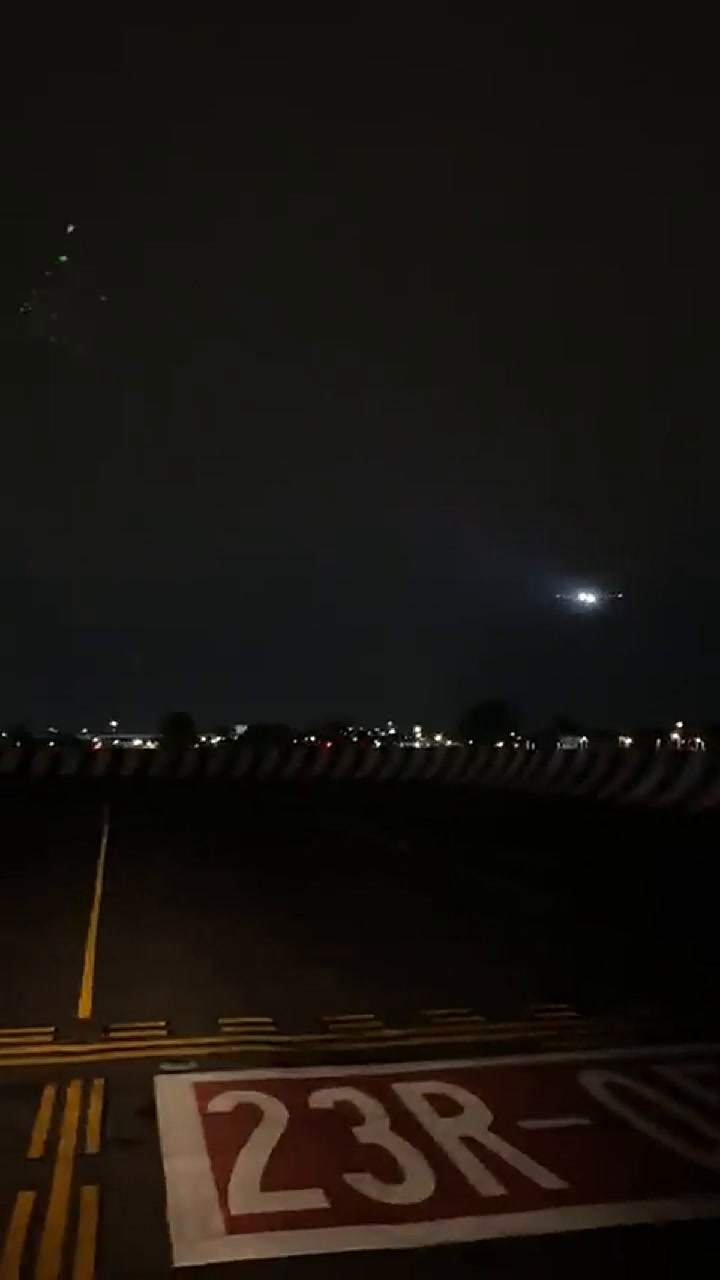 El impactante momento en el que dos aviones casi se encuentran en la Ciudad de México
