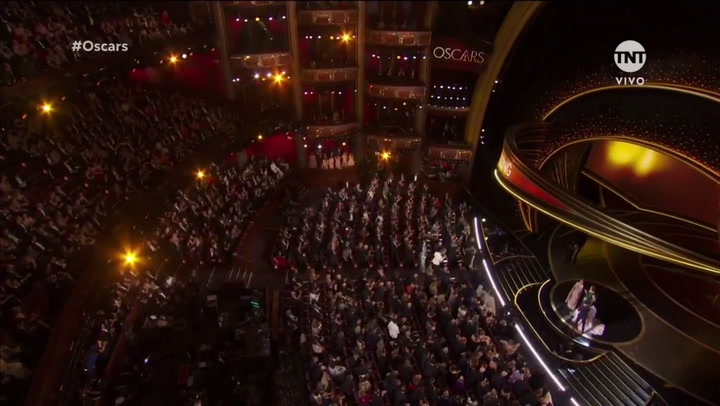 Elton John gana el Oscar por Mejor Canción