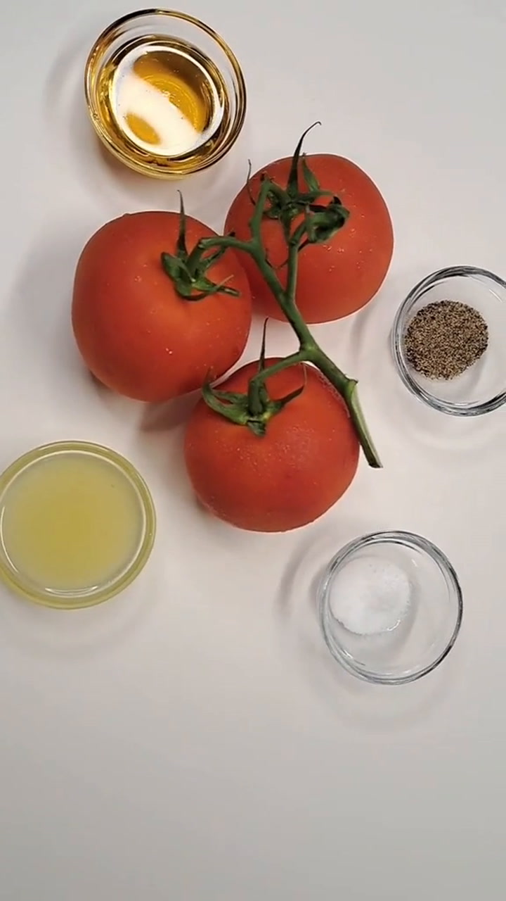 Como preparar un refrescante jugo de tomate