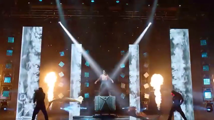 Criss Angel trae su espectáculo de magia a la Argentina