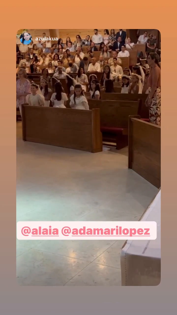 Adamari López compartió en su cuenta de Instagram los detalles de la primera comunión de su hija