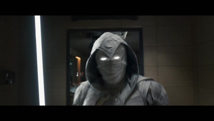 Moon Knight: Oscar Isaac showcases British accent in first trailer