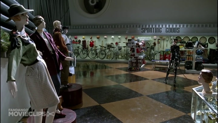 Gatúbela en acción por Michelle Pfeiffer, en Batman vuelve (1992)