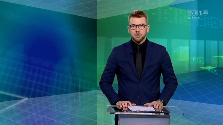 Moment Polish state TV channel taken off-air as new government reforms media