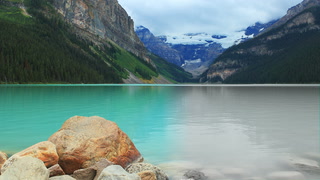 Why these iconic blue Canadian lakes are losing their colour